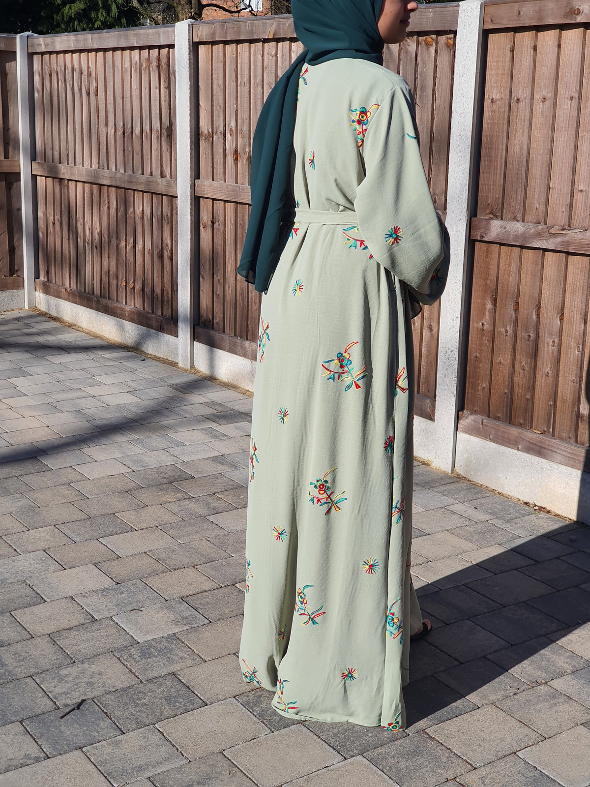 Nadine mint open abaya