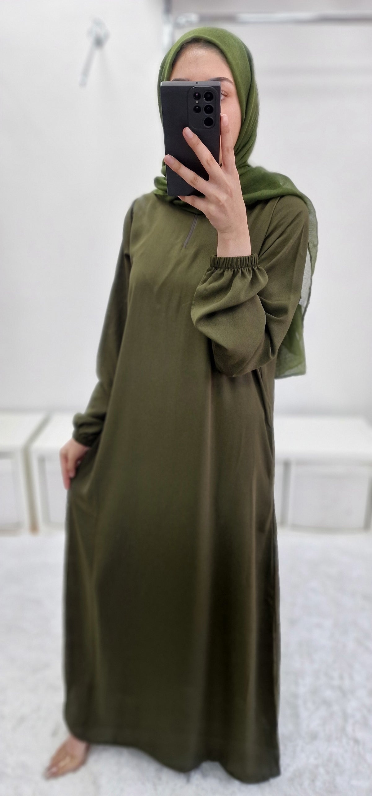 Sultana pocket abaya khaki