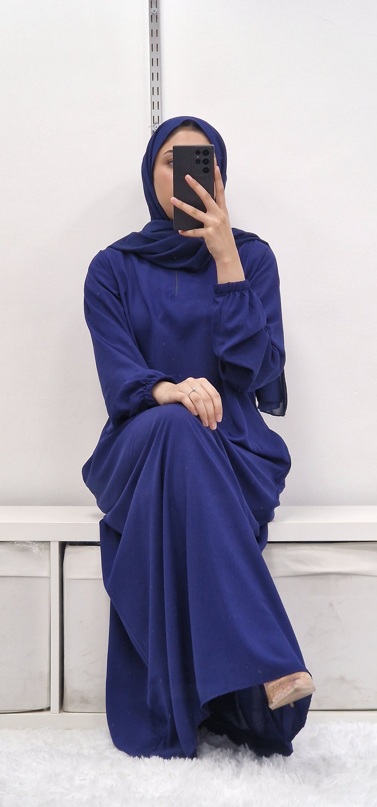 Sultana pocket abaya royal blue