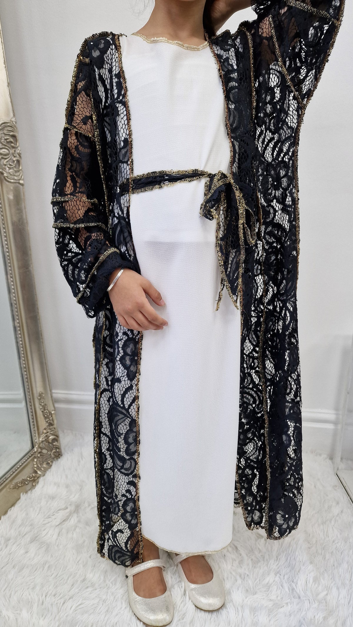 Lace open princess abaya