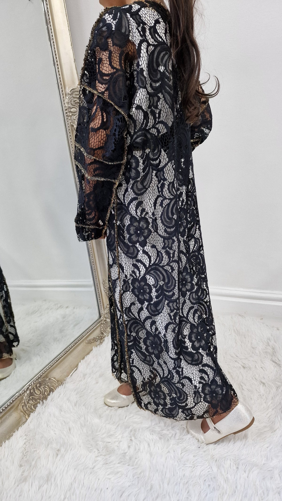 Lace open princess abaya