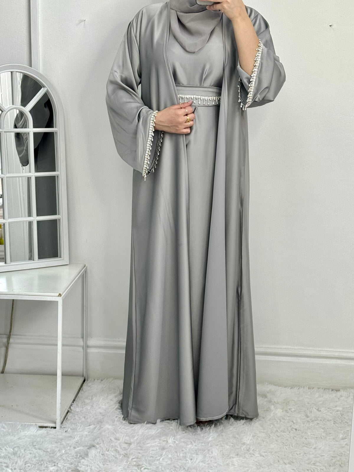 Ikra light grey