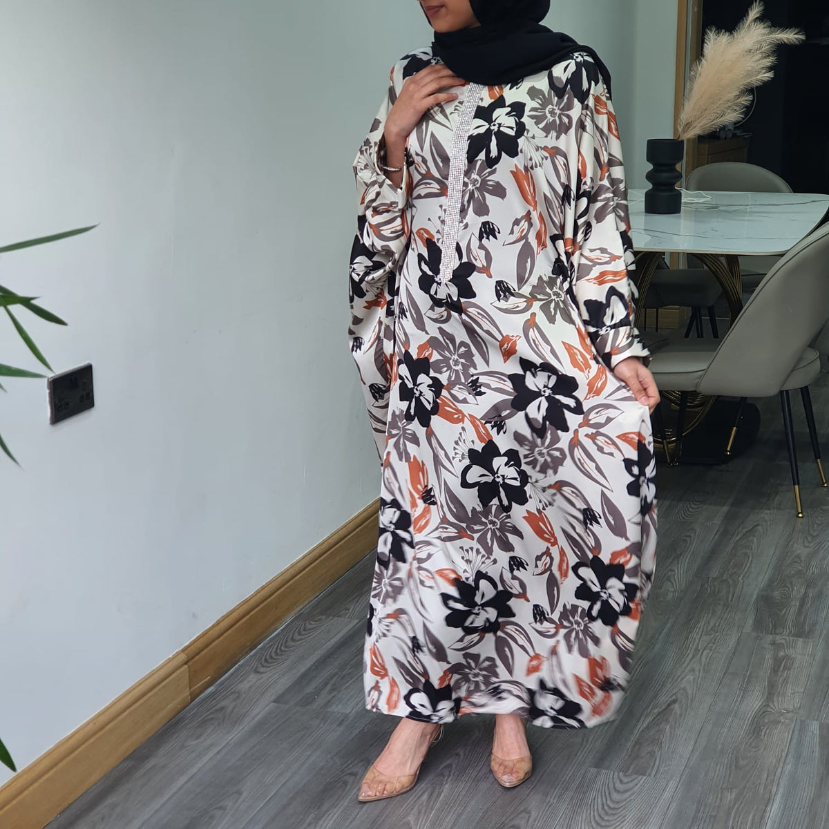 Adeeba kaftan