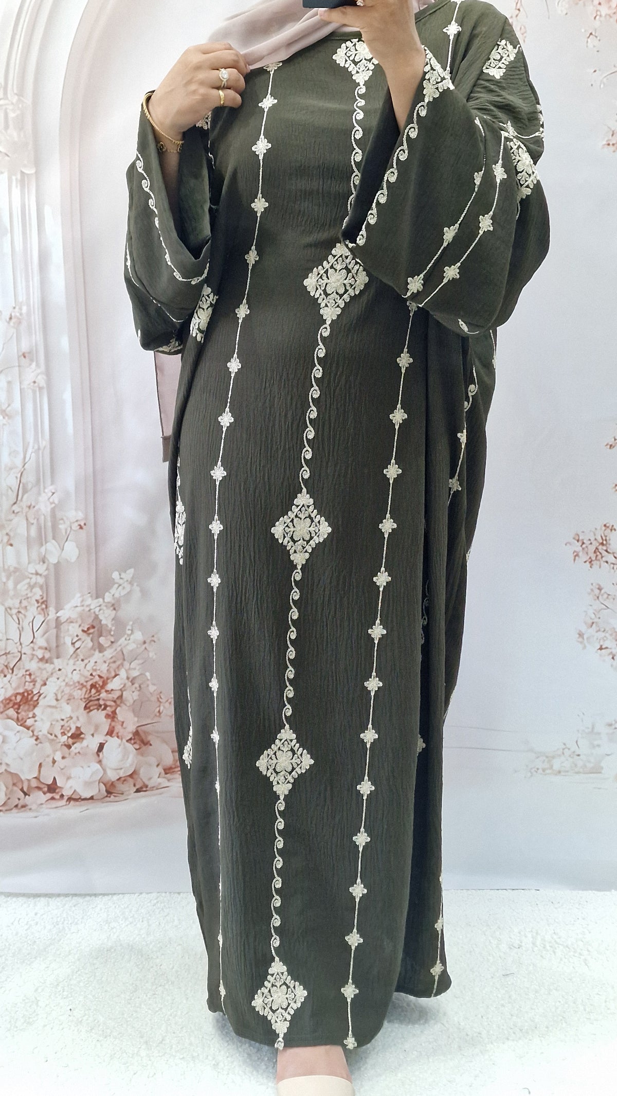 Aalana kaftan
