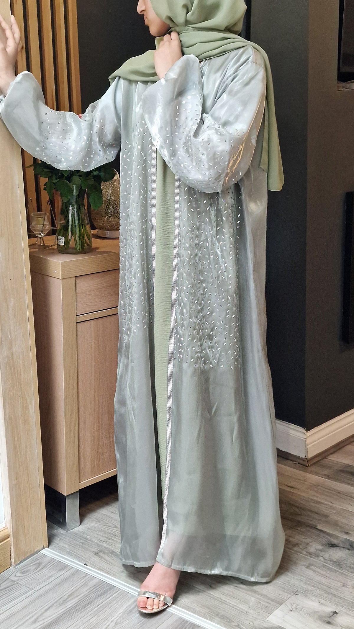 Maida sage green