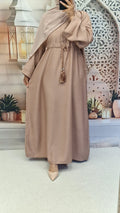 Izza closed abaya nude