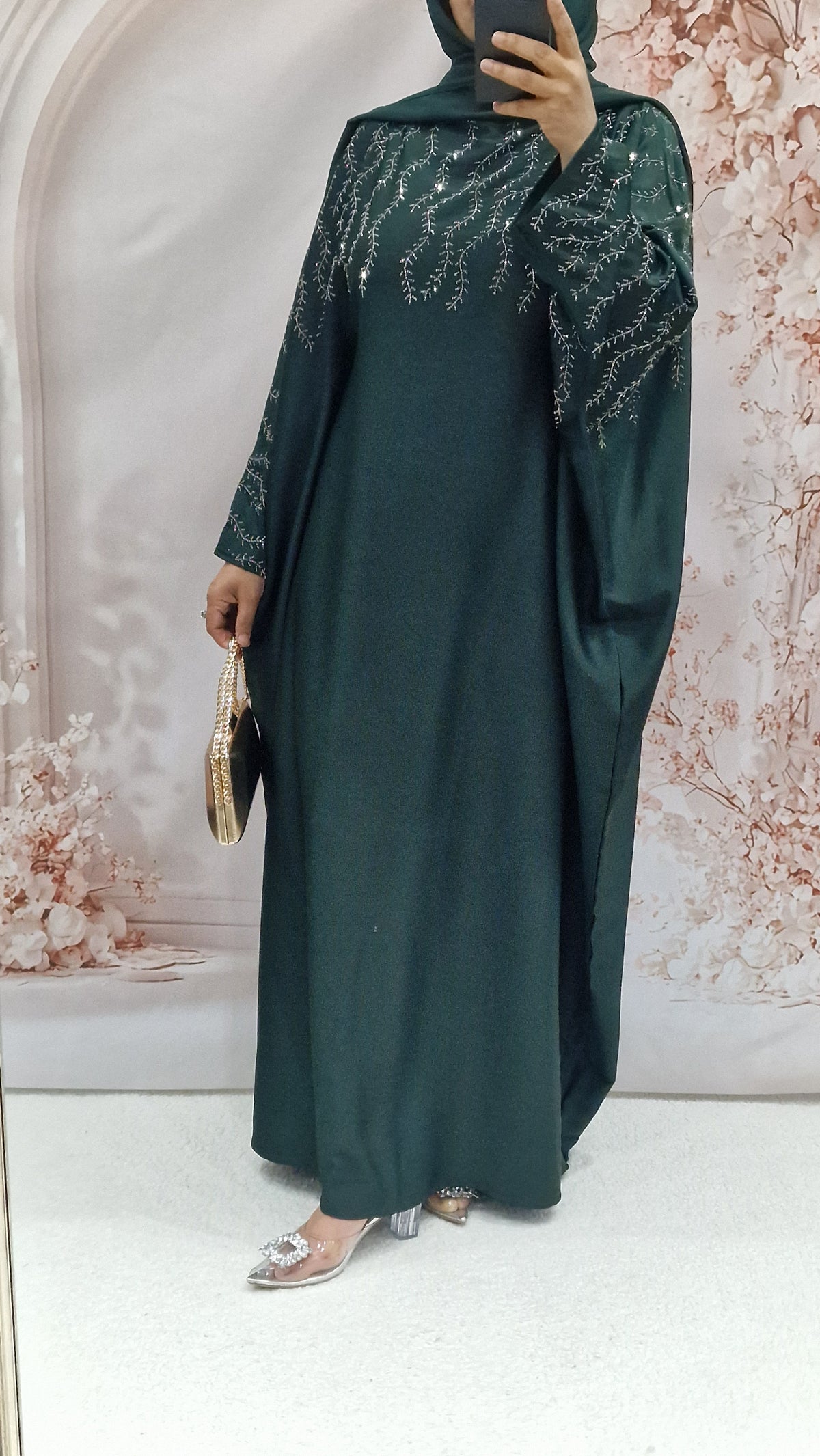 Nuraan bottle green