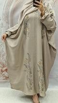 Madiha khaftan abaya