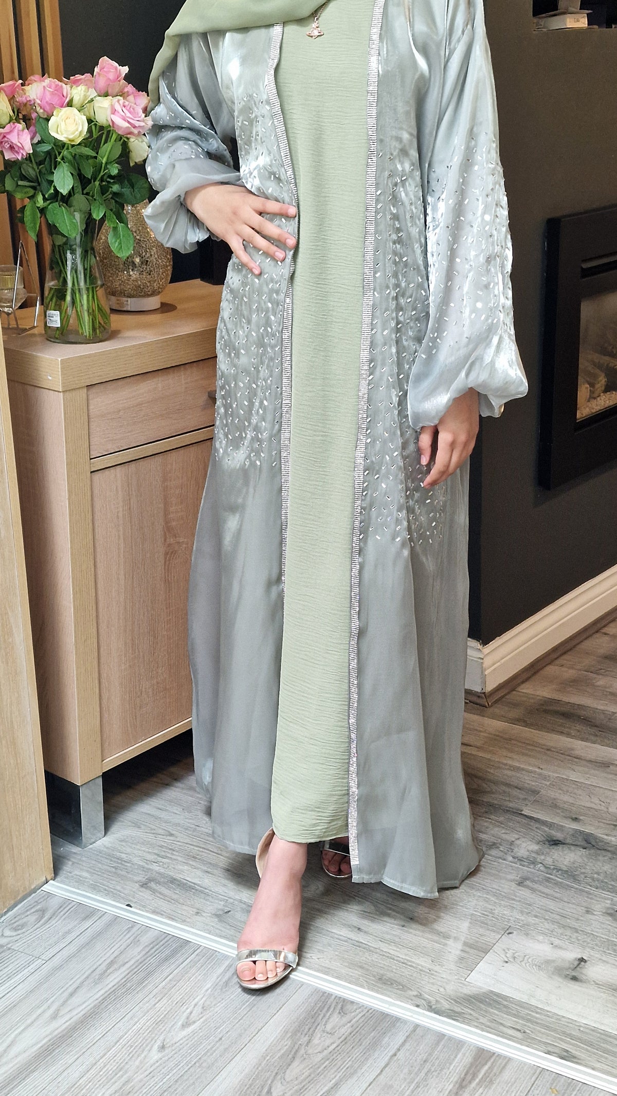 Maida sage green