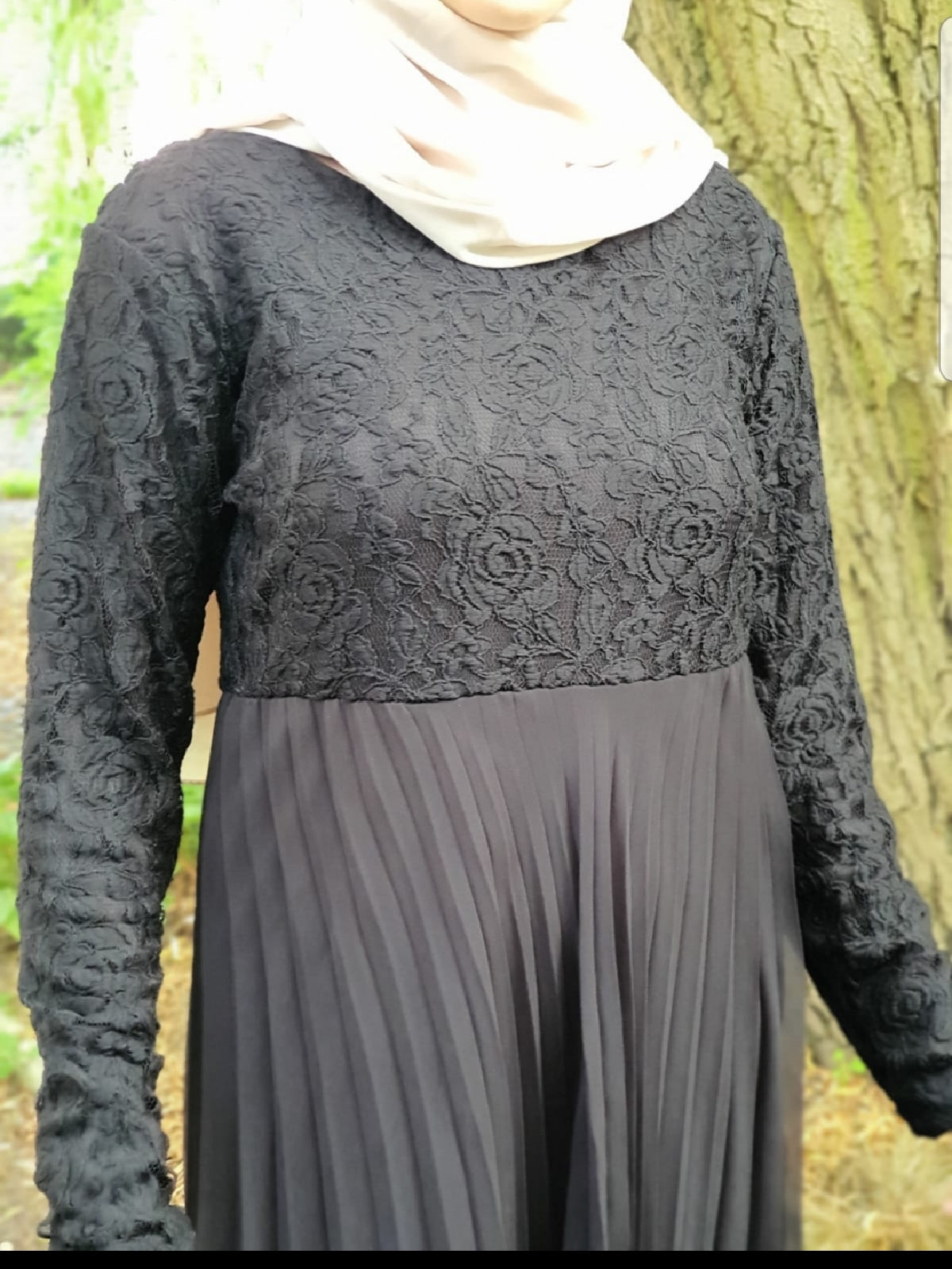 Shela black: