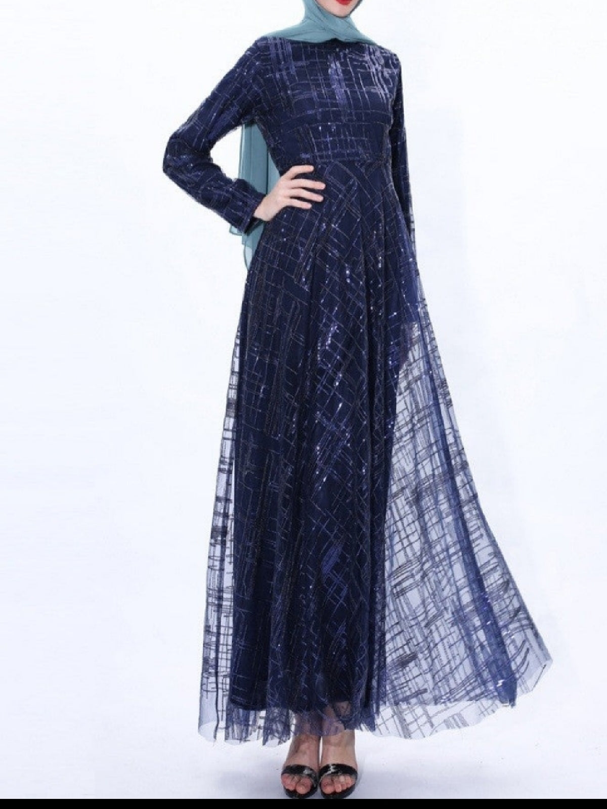 Zaynah Navy